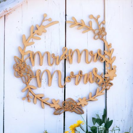 Floral Wreath Sign | Mr & Mrs (name) | SMM1